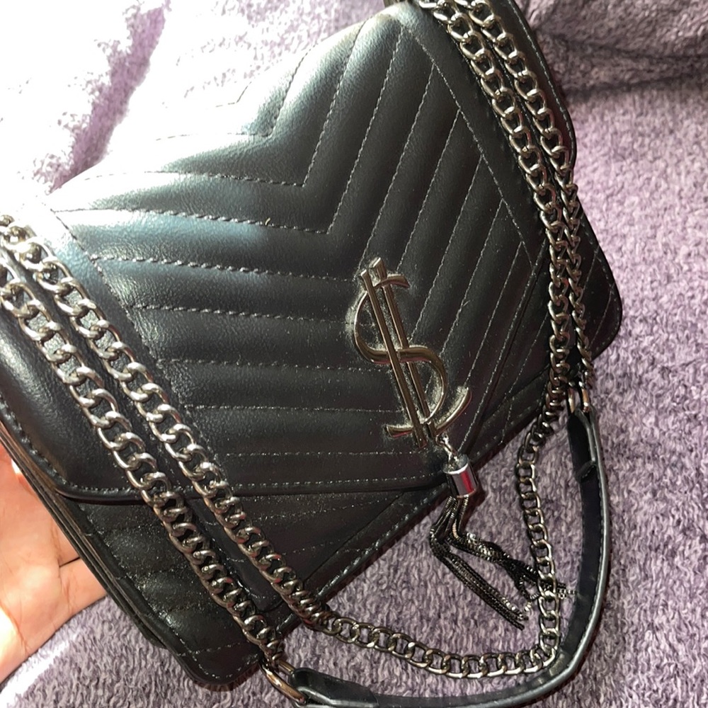 Womens shoulder bag
